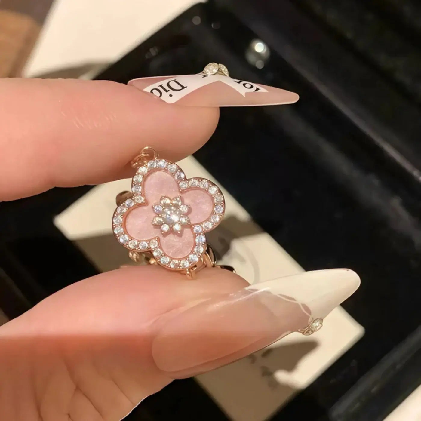 Fleur de Luxe, Armband